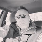 Docente di Informatica impartisce lezioni di Informatica, Matematica e Elettronica